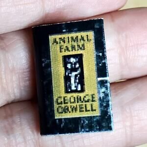 Hardcover Book Animal Farm 1:12 Scale Dollhouse Miniatures